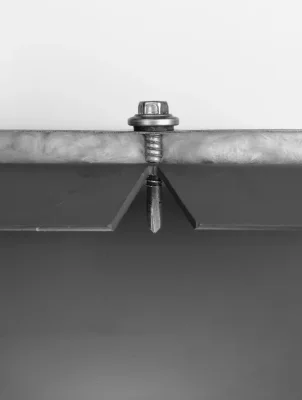 screw in steel material 